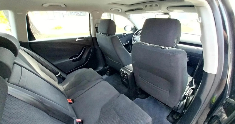 Volkswagen Passat cena 14500 przebieg: 360000, rok produkcji 2005 z Łódź małe 29